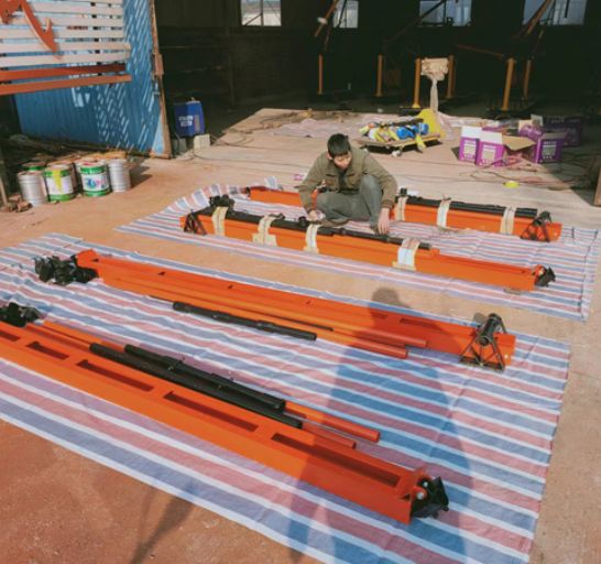 點(diǎn)擊查看詳細(xì)信息<br>標(biāo)題：直滑式 平滑式小吊機(jī) 閱讀次數(shù)：1624