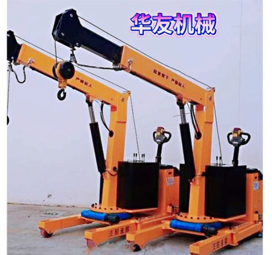 點(diǎn)擊查看詳細(xì)信息<br>標(biāo)題：移動(dòng)式小吊機(jī)(室內(nèi)外通用) 閱讀次數(shù)：1950